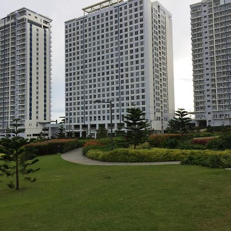 Wind Residence With View Of Taal Lake Tagaytay City Buitenkant foto