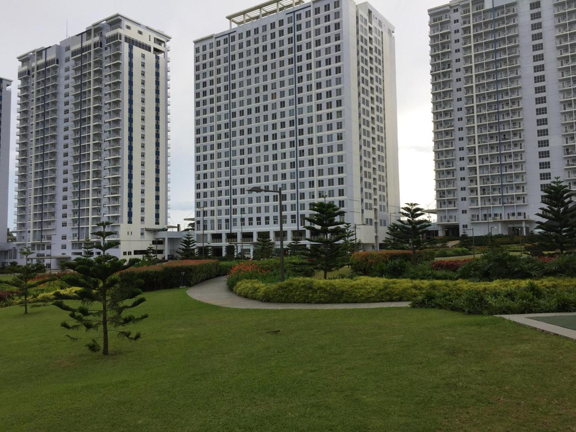 Wind Residence With View Of Taal Lake Tagaytay City Buitenkant foto